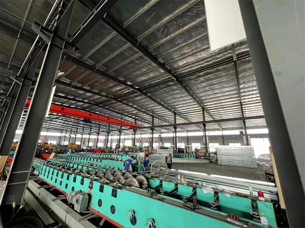 Roll-forming production line for galvanized cable tray